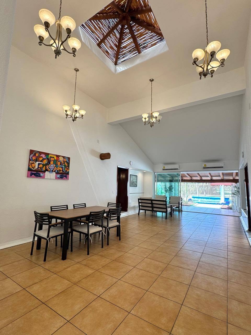 Spacious golf course residence for sale in Ixtapa