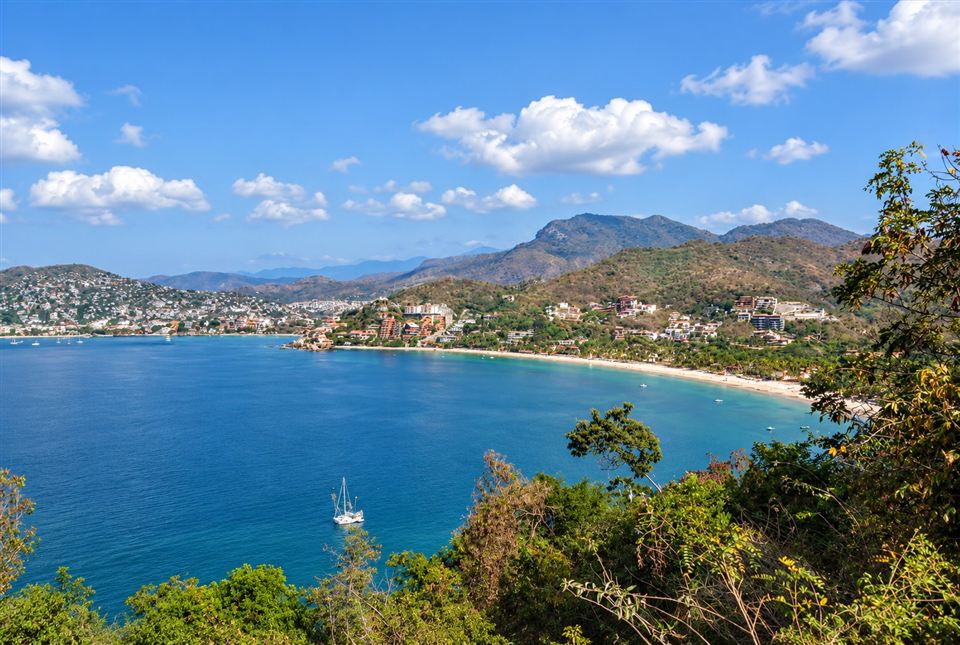 Vista panorámica de la bahía de Zihuatanejo